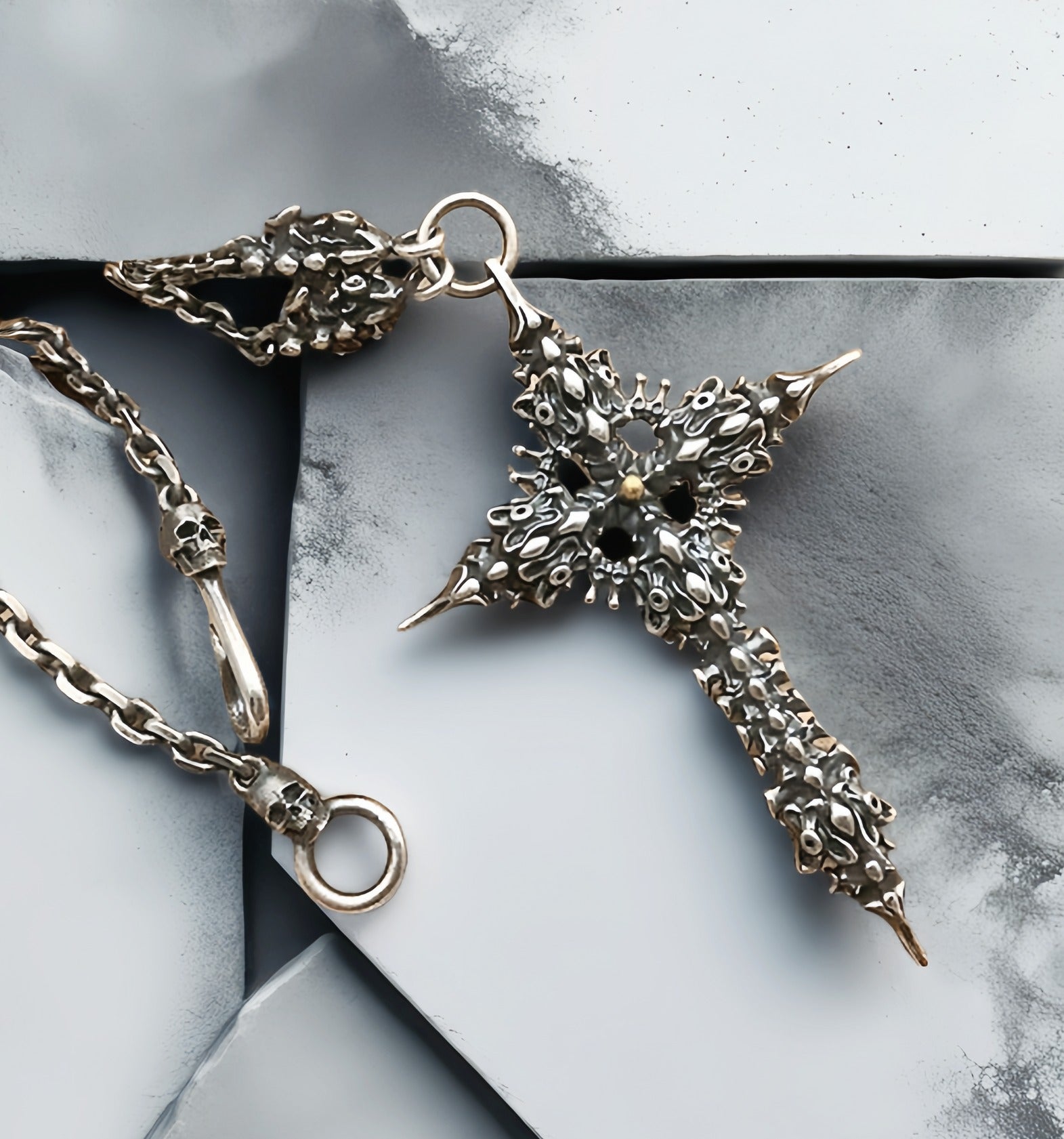 Skull & Cross Bone Silver Pendant (Item No. SP113)