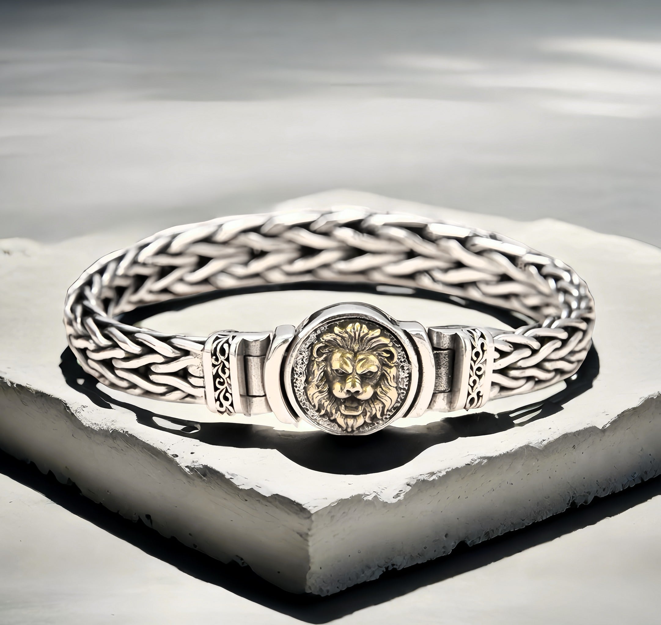 Lion Braided Silver Bracelet (Item No.SB177)