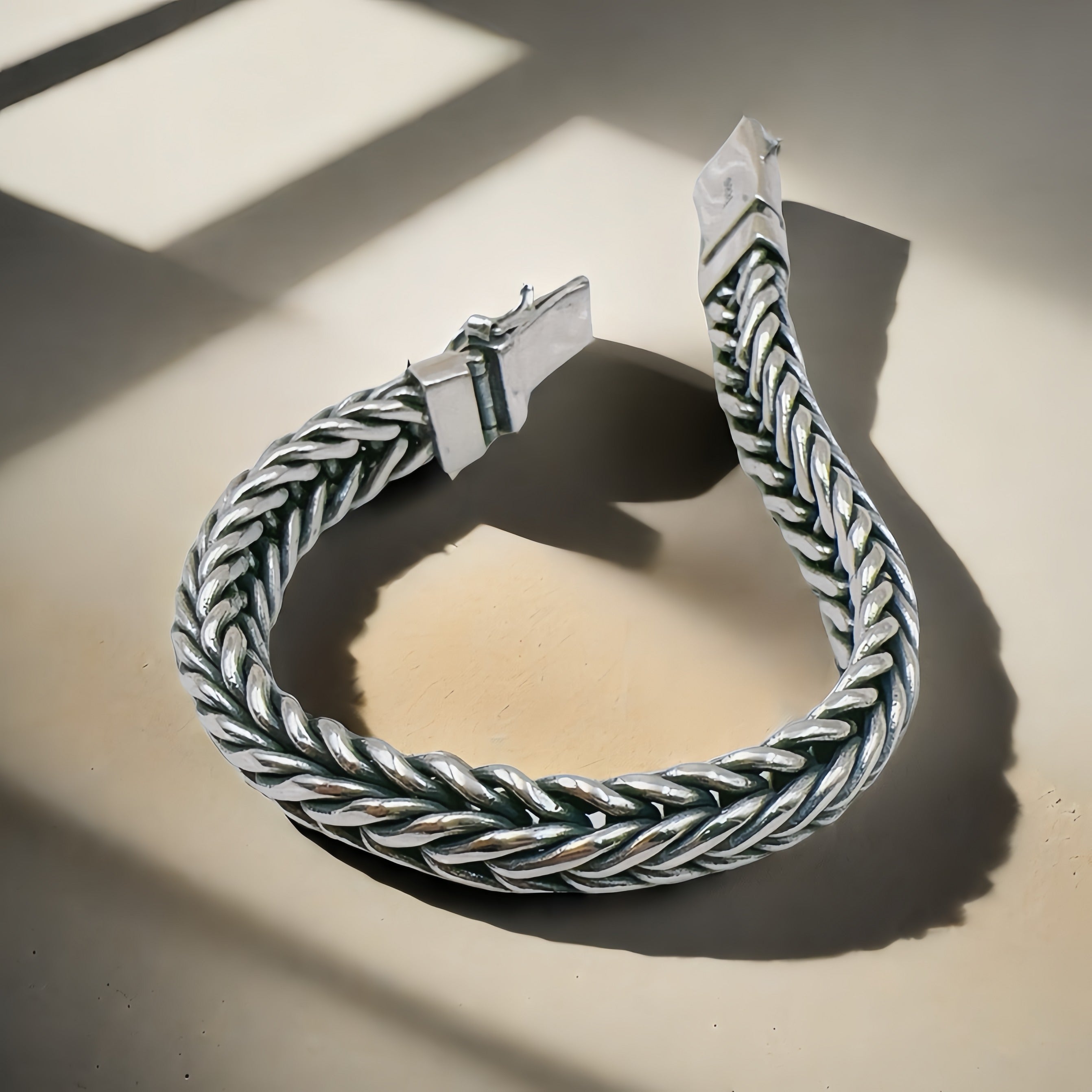 Braided Silver Bracelet (Item No.SB117)