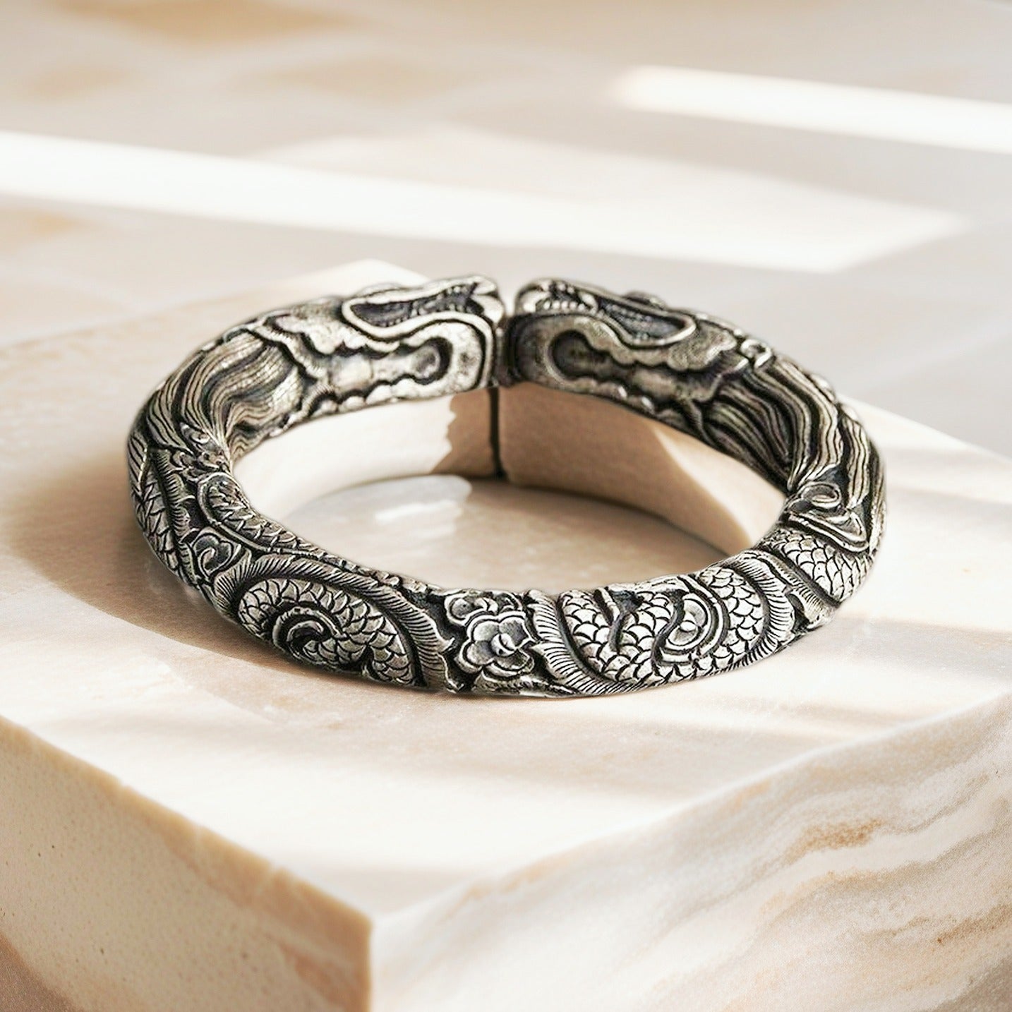 Double Dragon Silver Bangle (Item No.SB172)