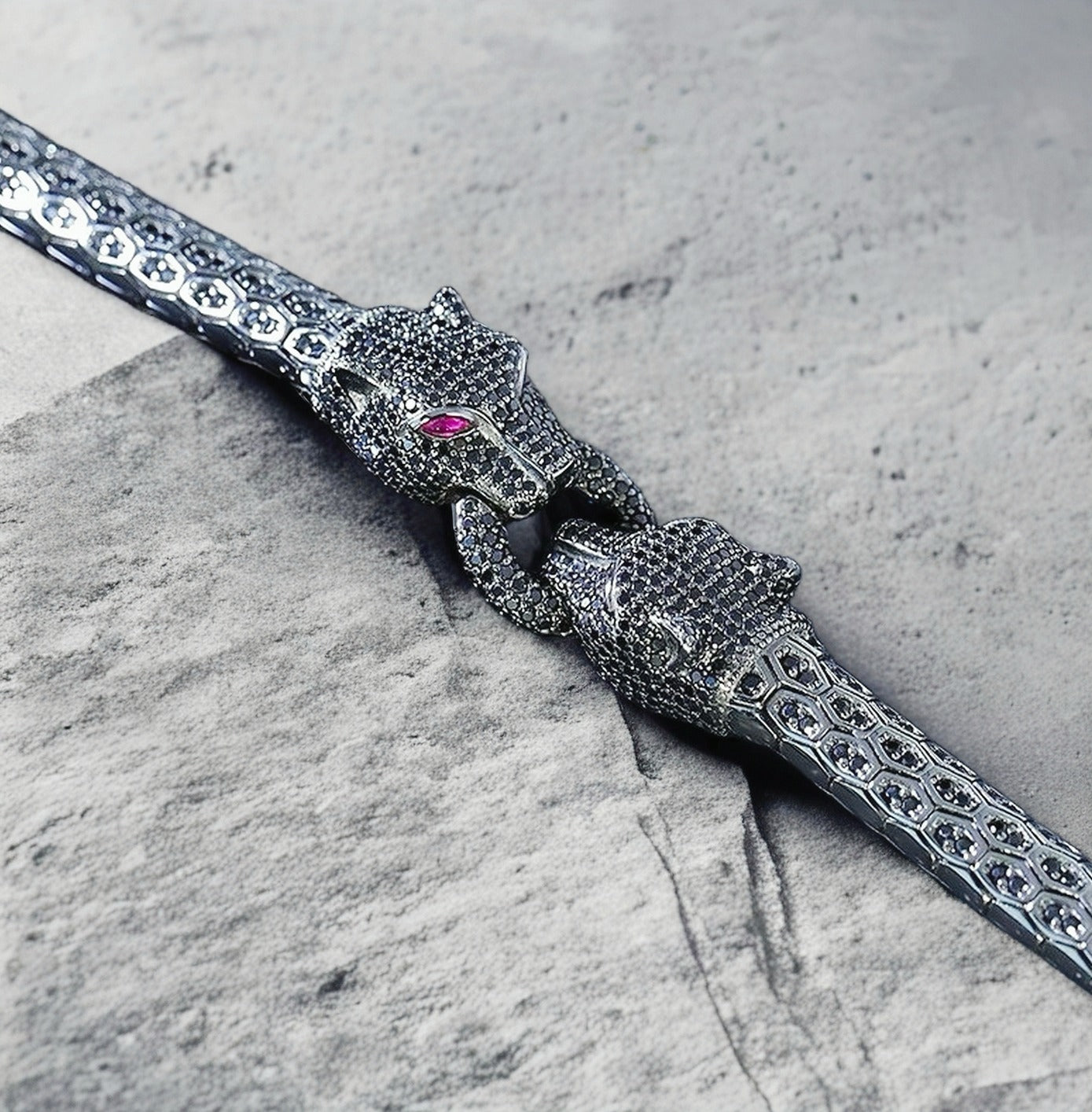 Panther Fashion Silver Bracelet (Item No.SB104)