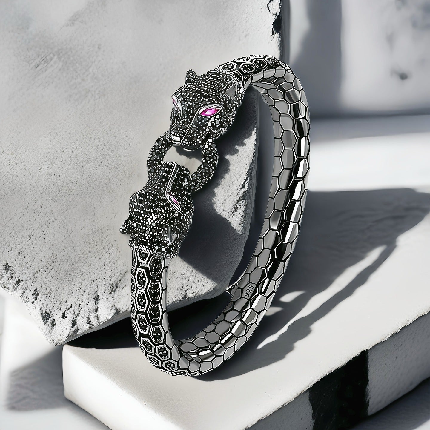 Panther Fashion Silver Bracelet (Item No.SB104)