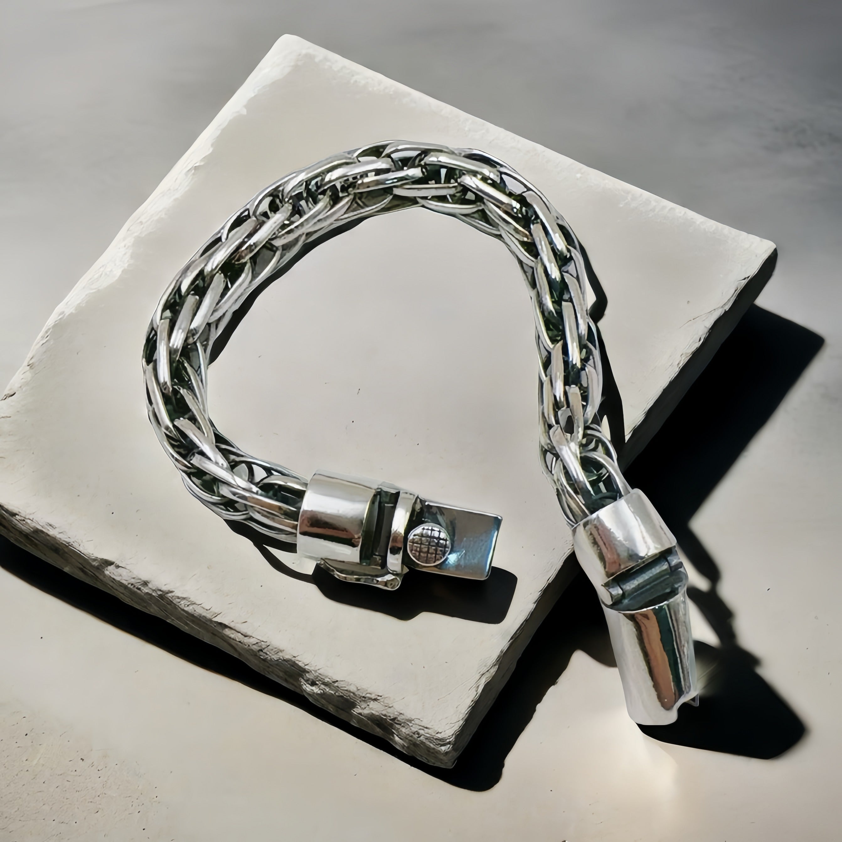 Braided Silver Bracelet (Item No.SB119）