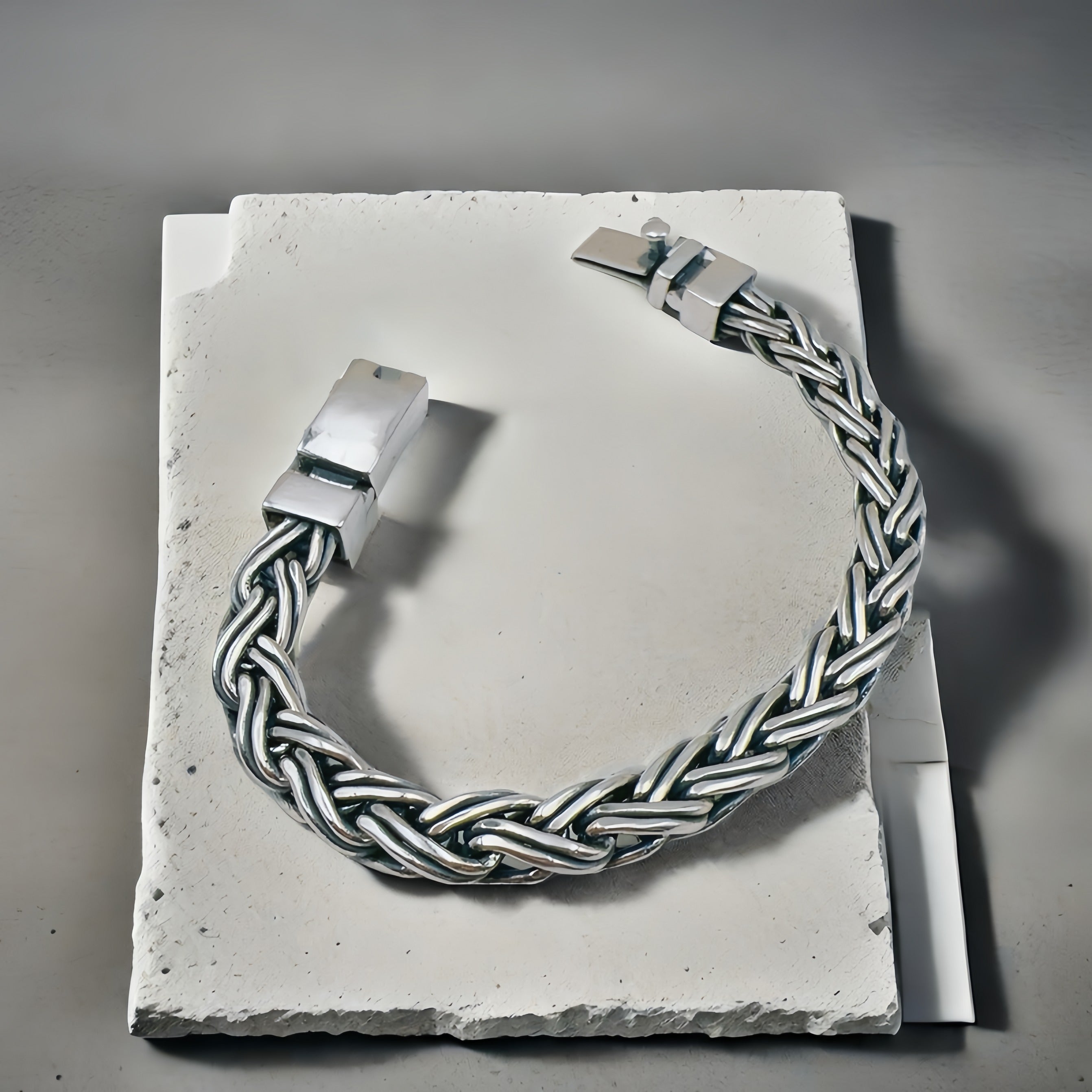 Braided Silver Bracelet (Item No.SB120）