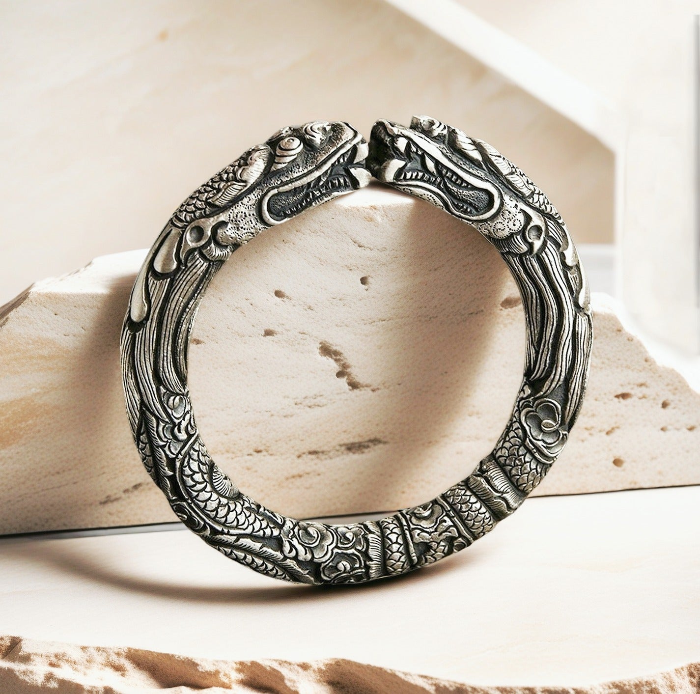 Double Dragon Silver Bangle (Item No.SB172)