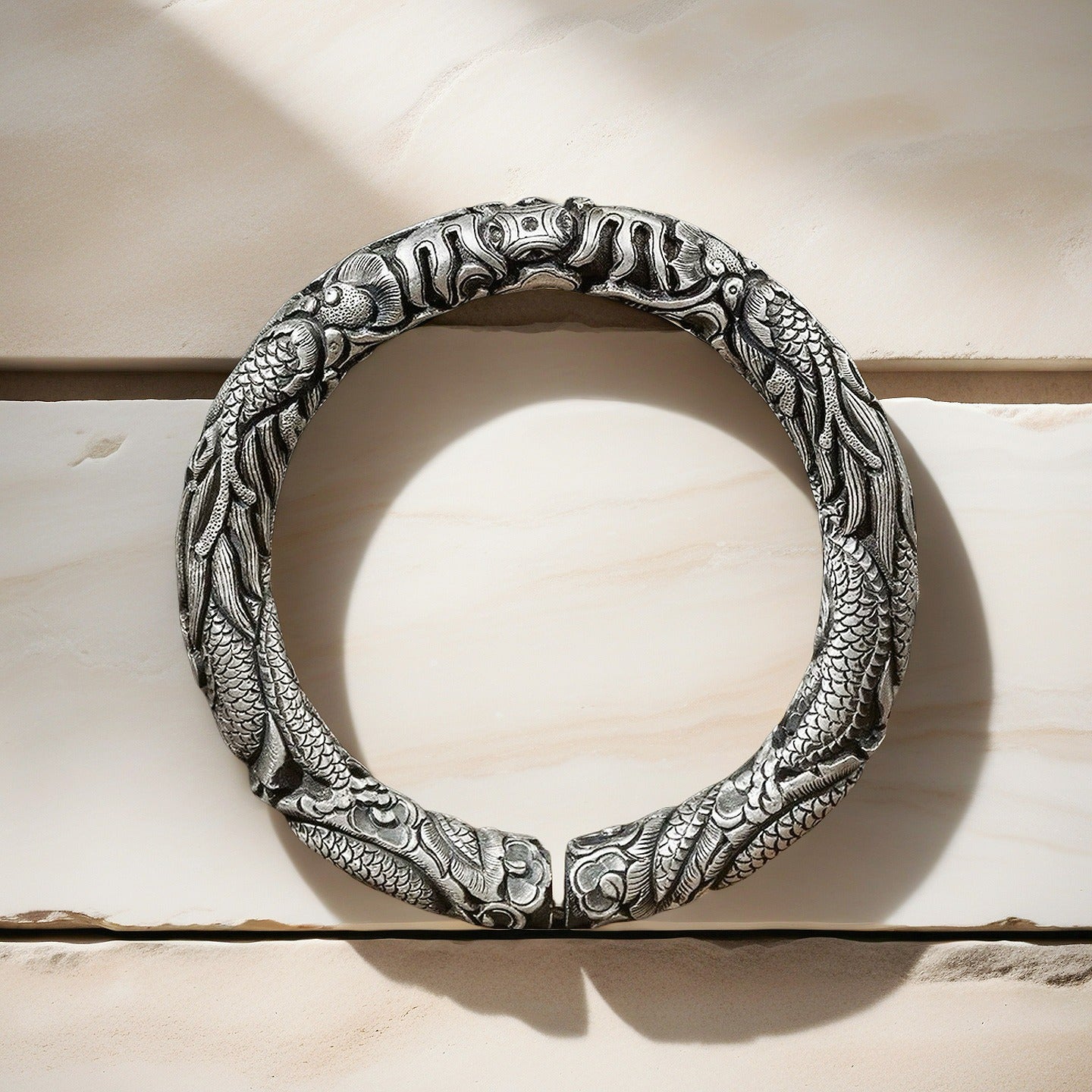 Two Dragons Silver Bangle (Item No.SB131)