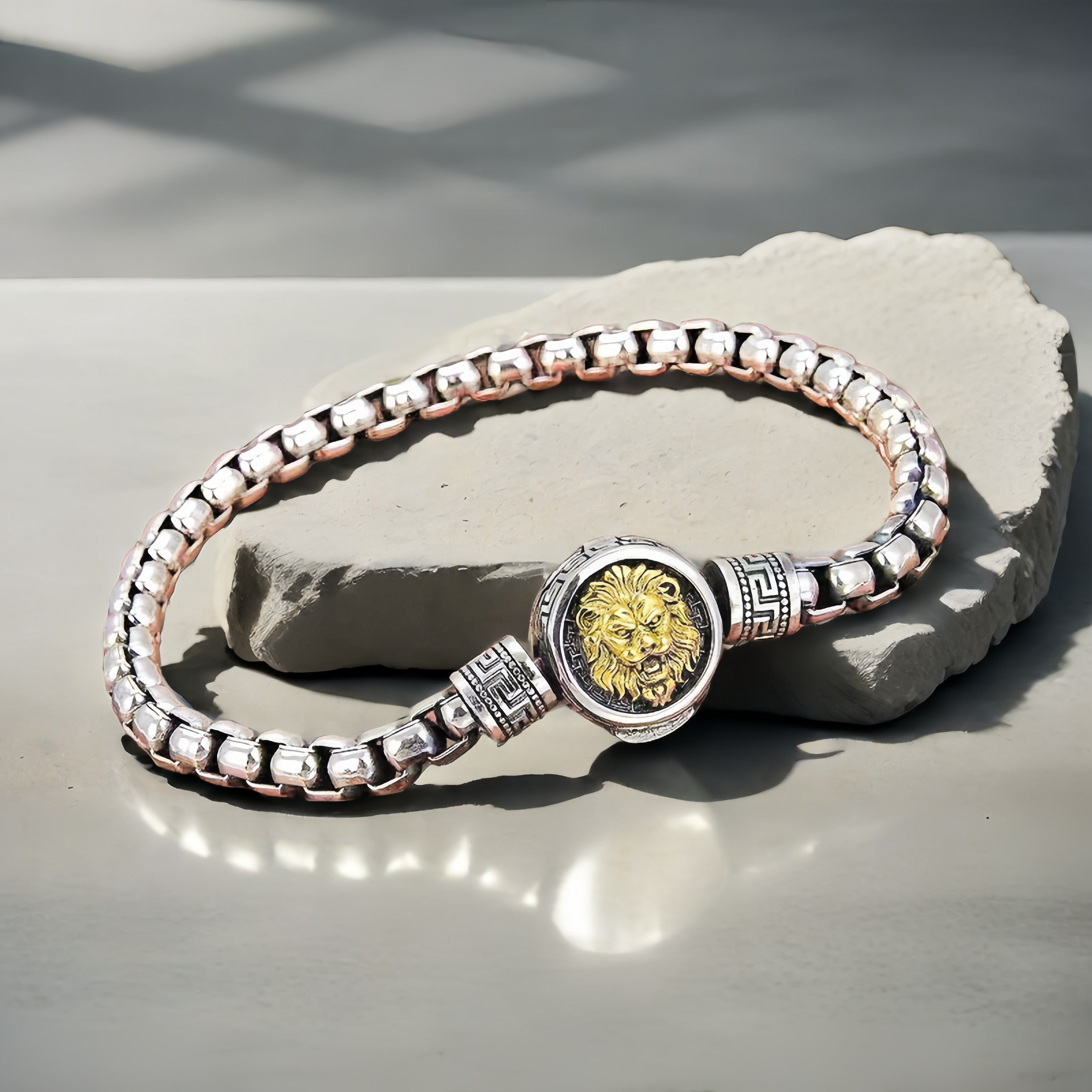 Lion Silver Bracelet (Item No.SB145)