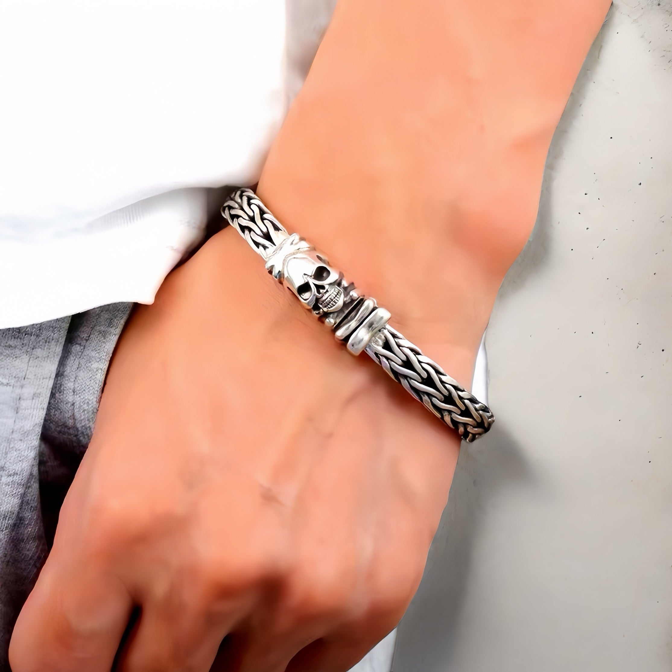 Braided Skull Silver Bracelet (Item No.SB167)