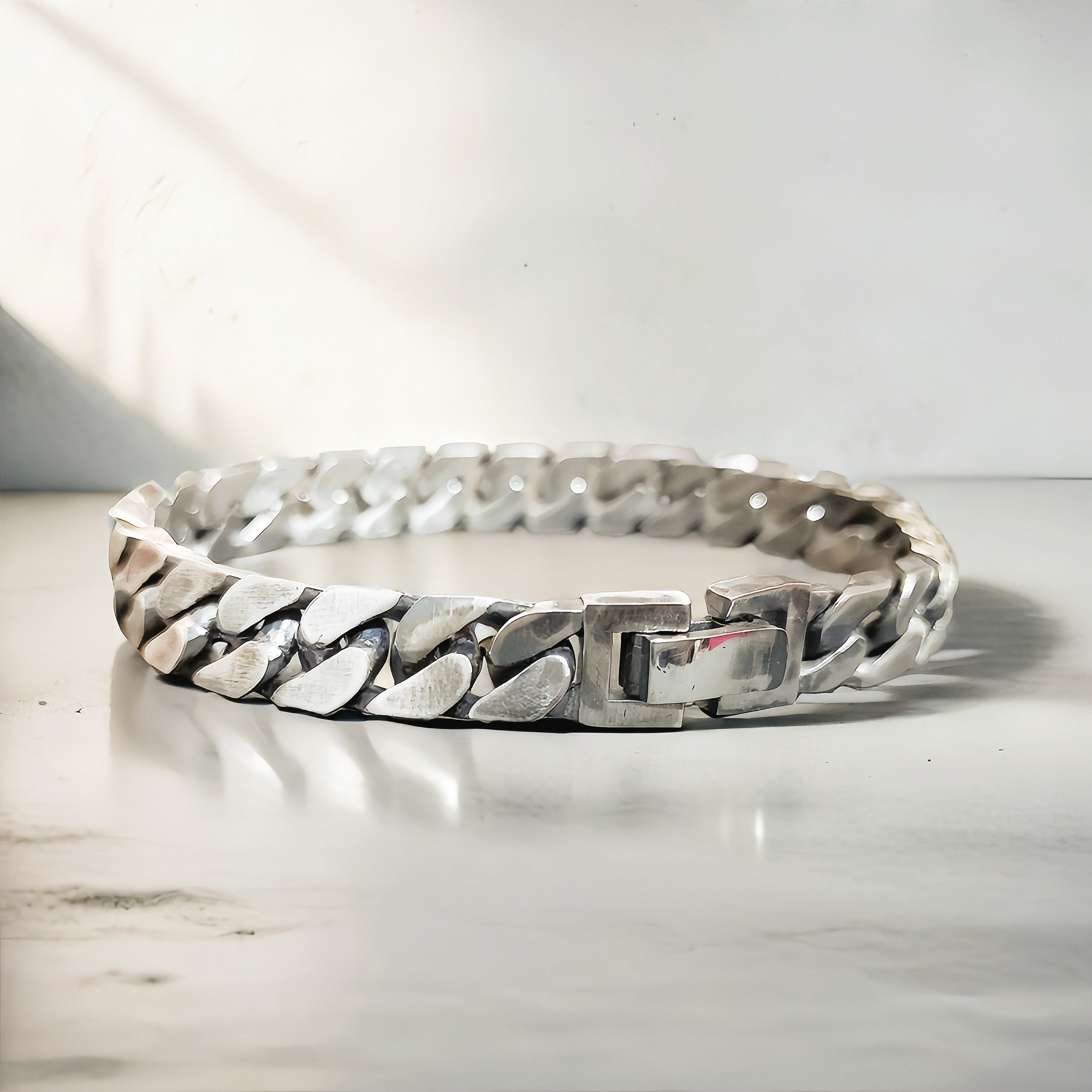 Cuban Link Silver Bracelet Chain (Item No.SB102)