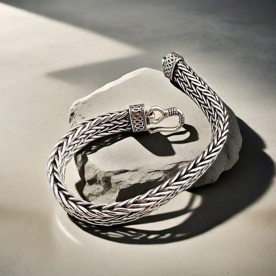 Braided Silver Bracelet (Item No.SB156)