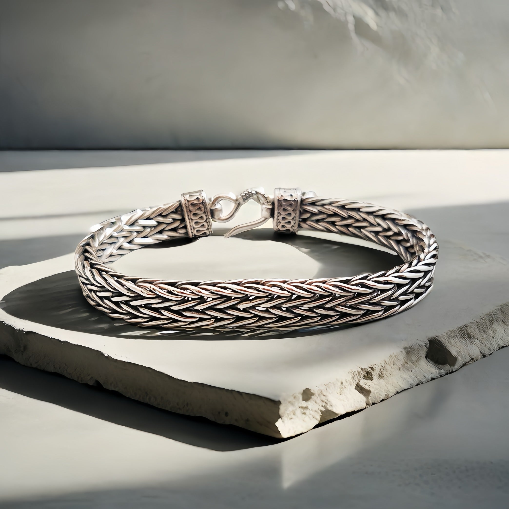 Braided Silver Bracelet (Item No.SB156)