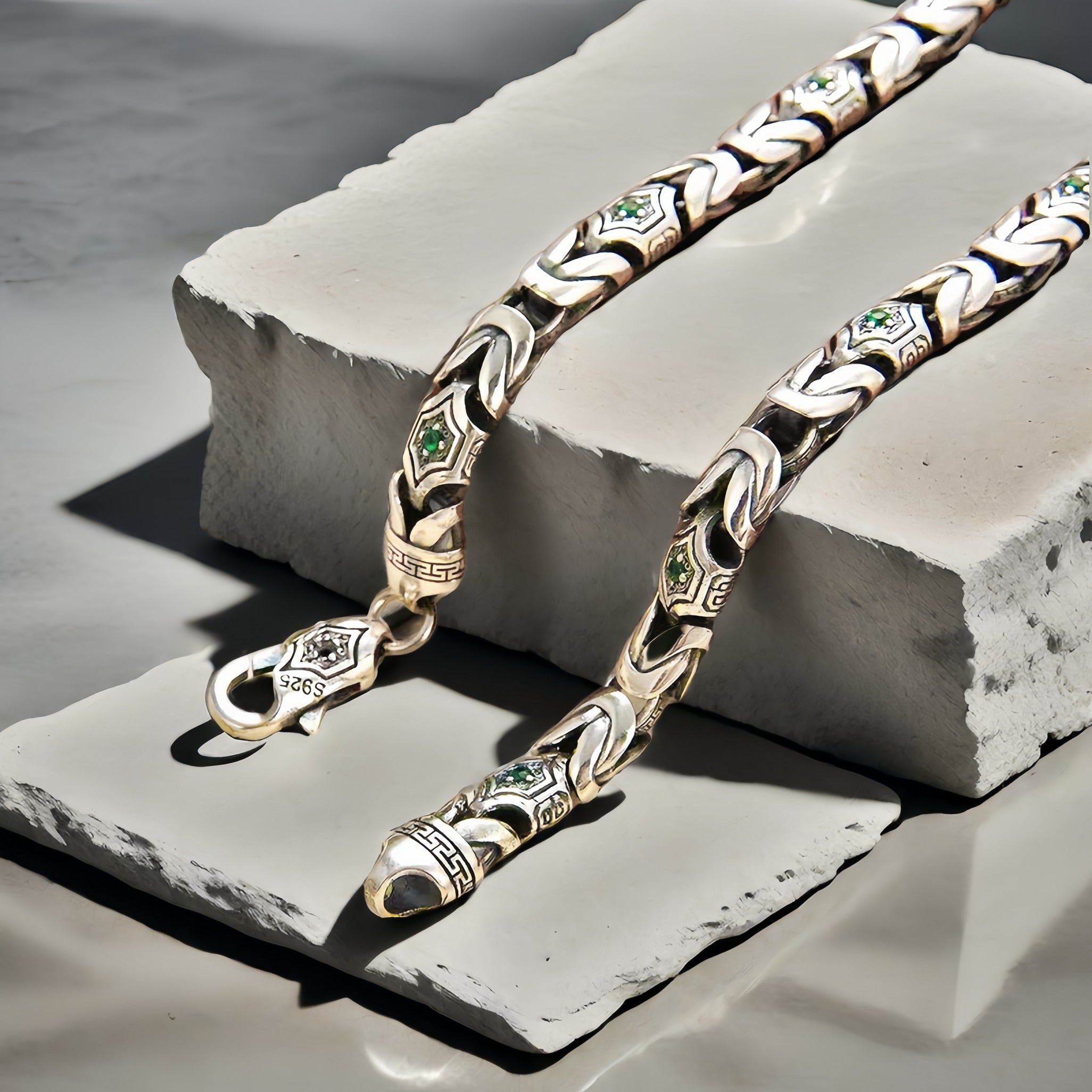 Classic Silver Necklace Chain (Item No. SN123)