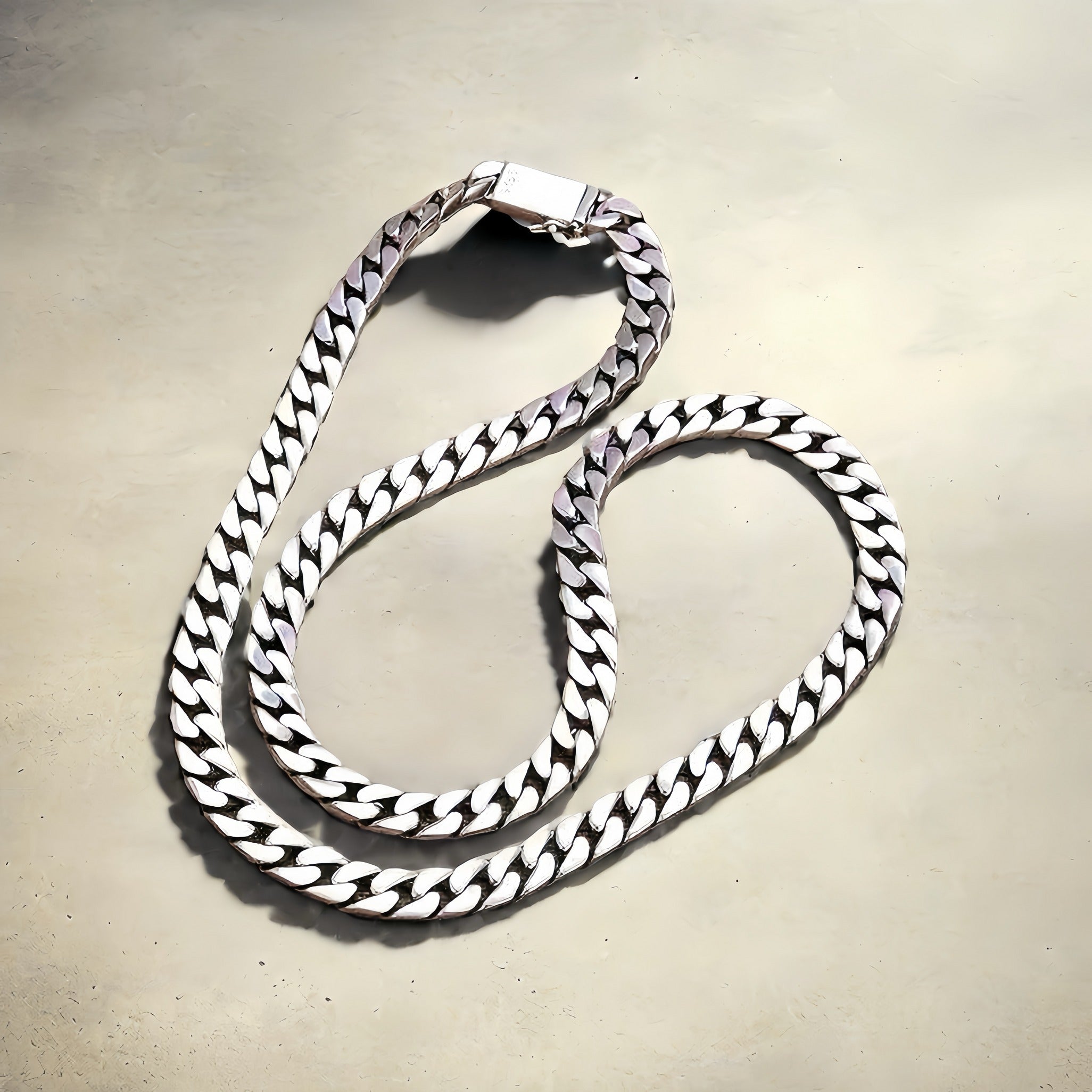 Classic Silver Necklace Chain (Item No. SN124)