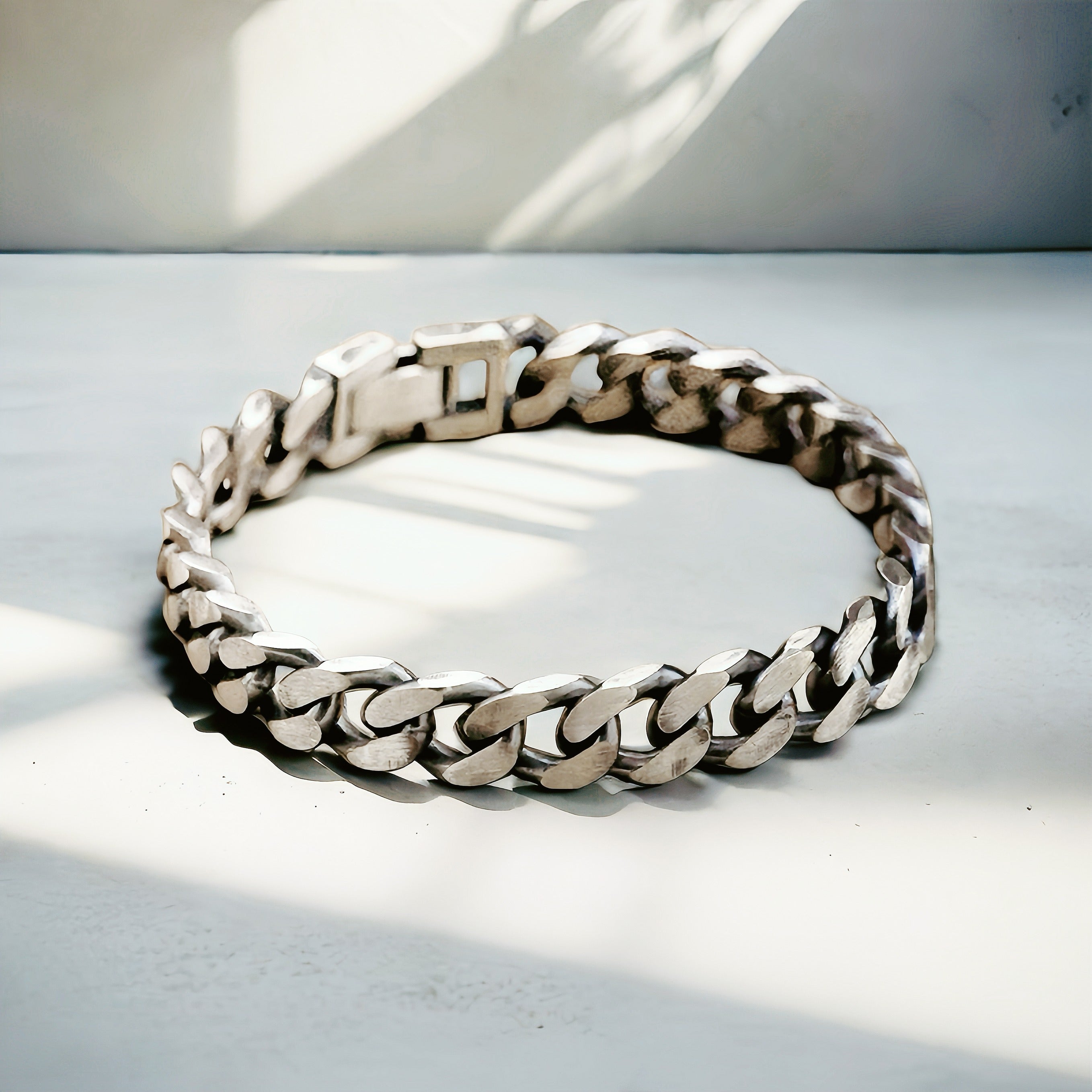 Cuban Link Silver Bracelet Chain (Item No.SB102)
