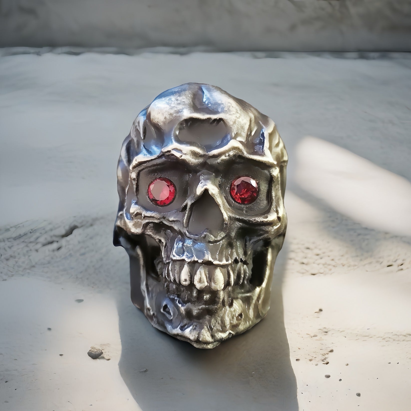 Ruby Eyes Skull Silver Ring (Item No. RS118)
