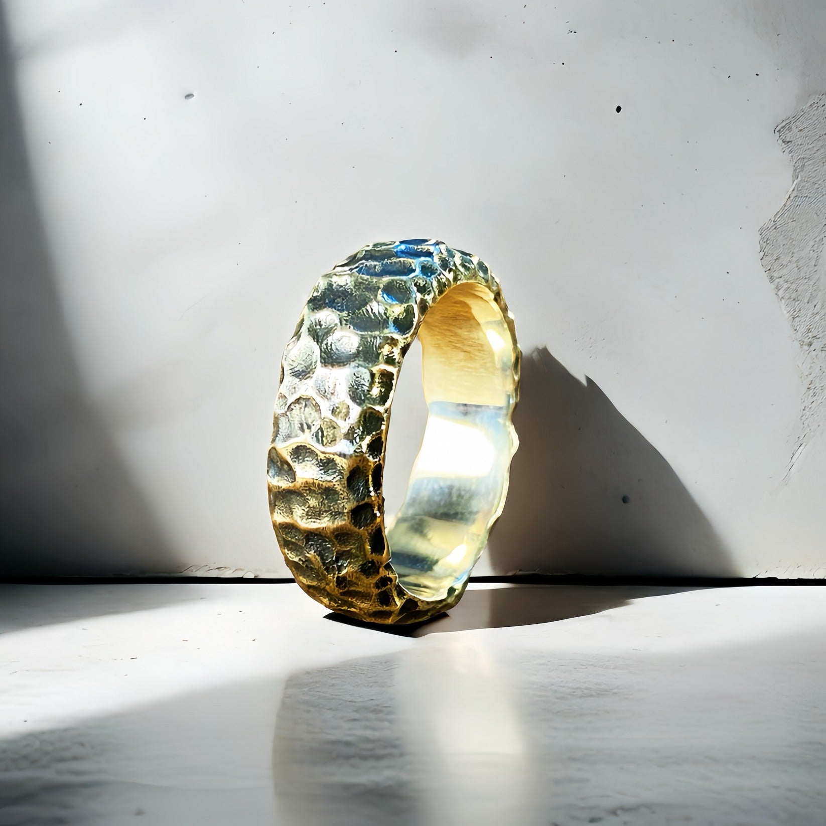 Hammered Silver Ring (Item No. RS118)