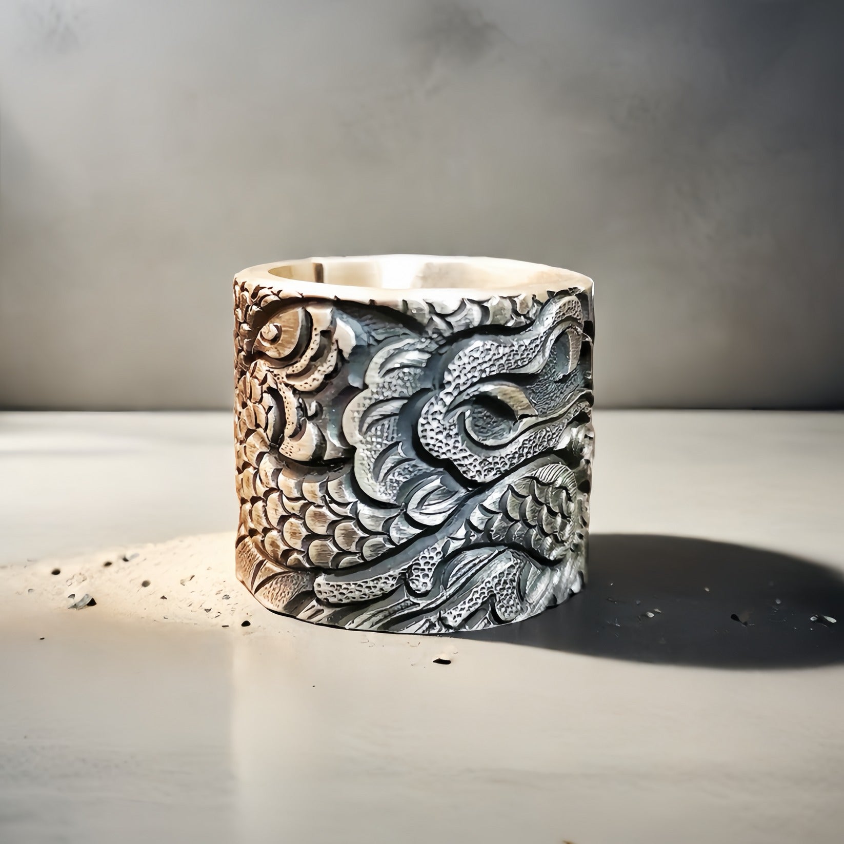 Large Dragon Silver Ring (Item No. RS119)