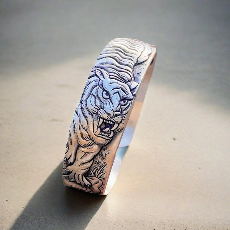 Tiger Silver Bangle (Item No.SB159)