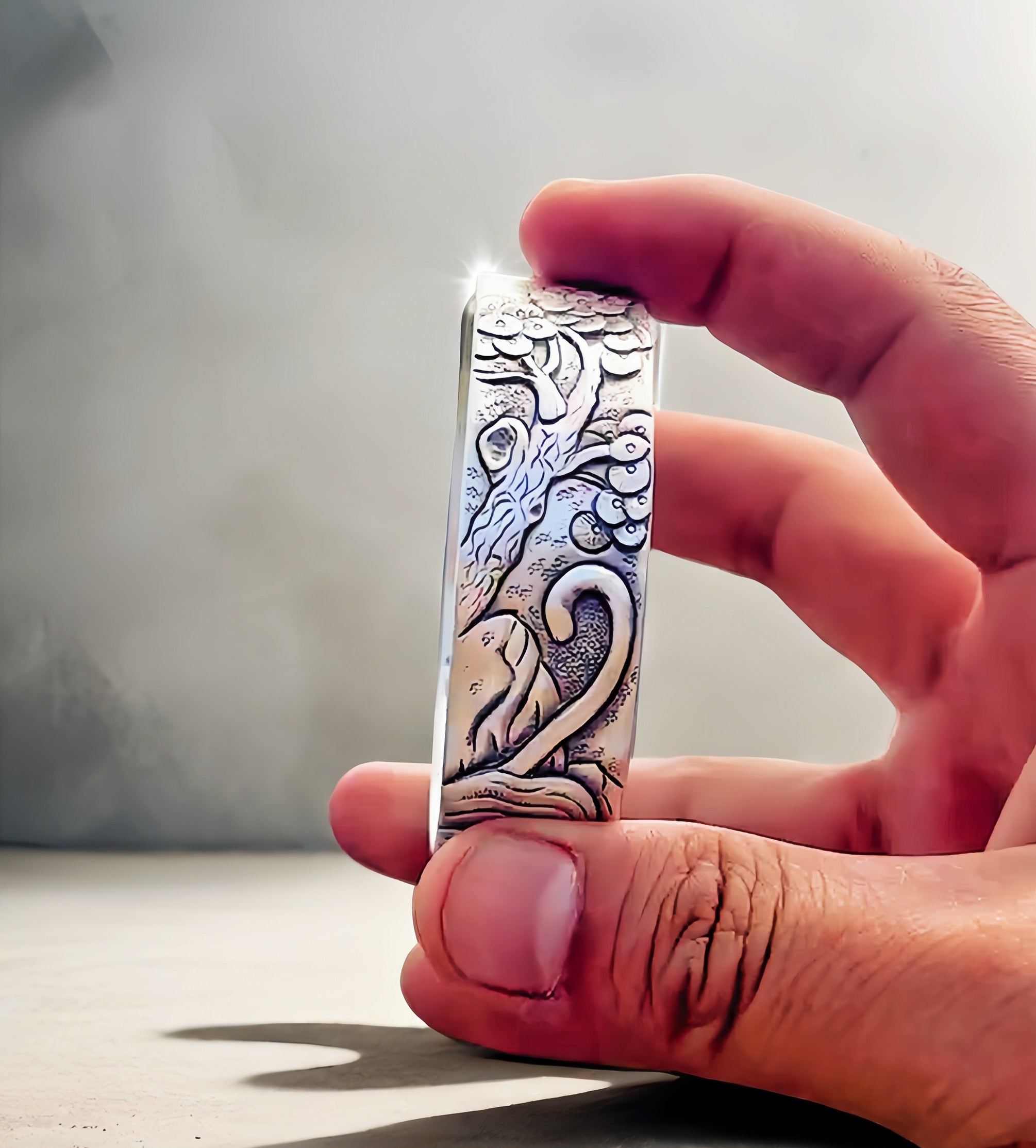 Tiger Silver Bangle (Item No.SB159)