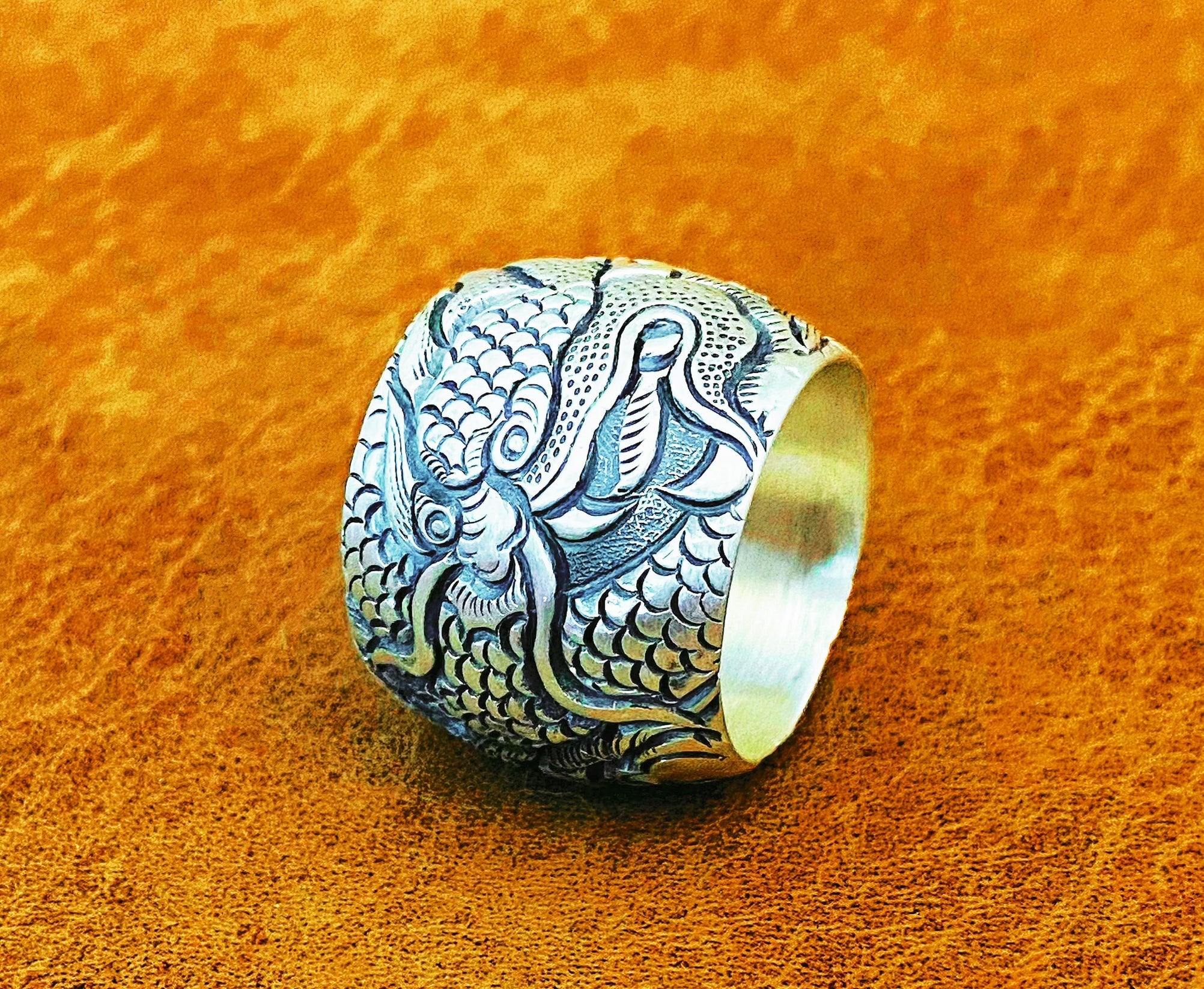 Large Dragon Silver Ring (Item No. RS116)
