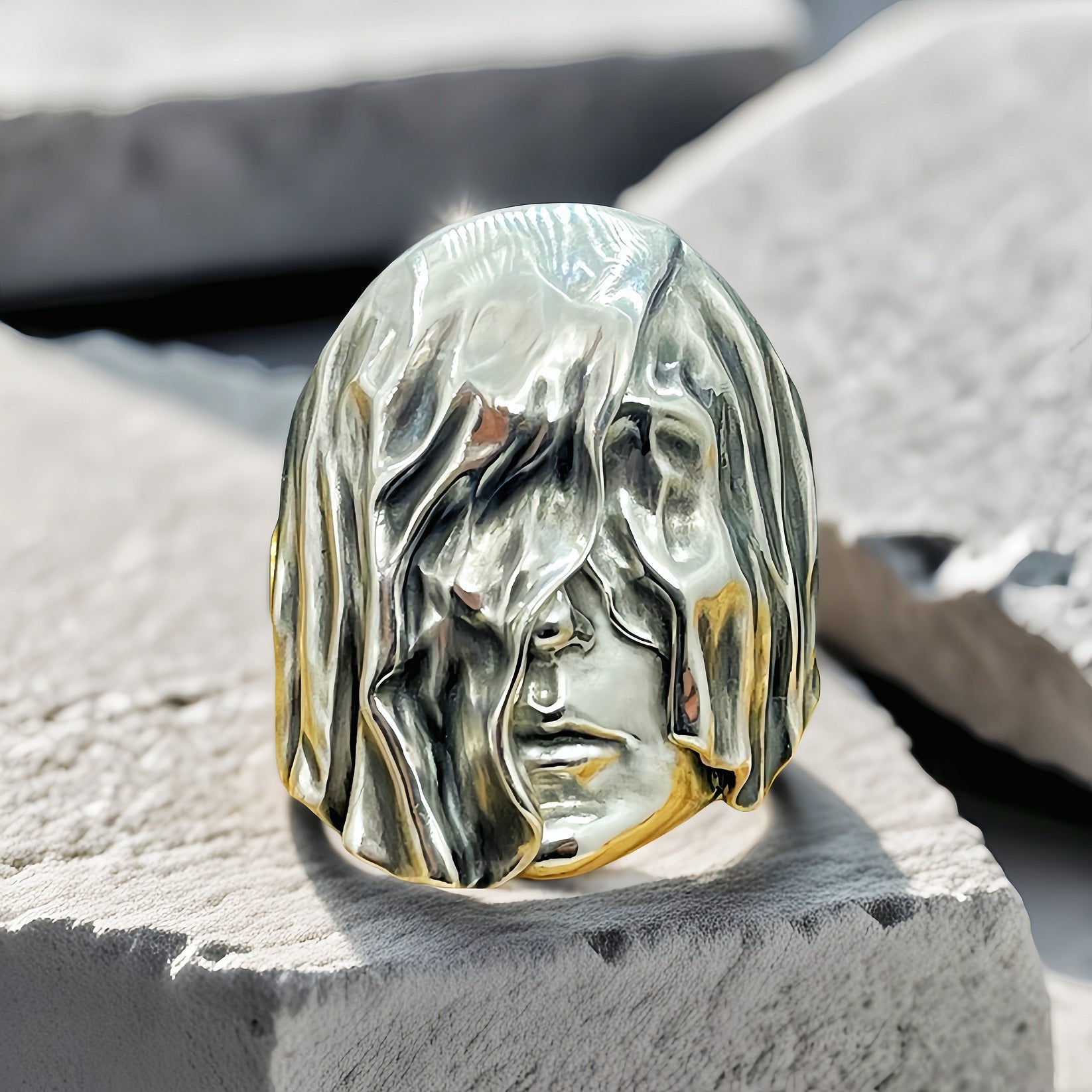 Guards Your Heart Silver Ring (Item No. SR114)