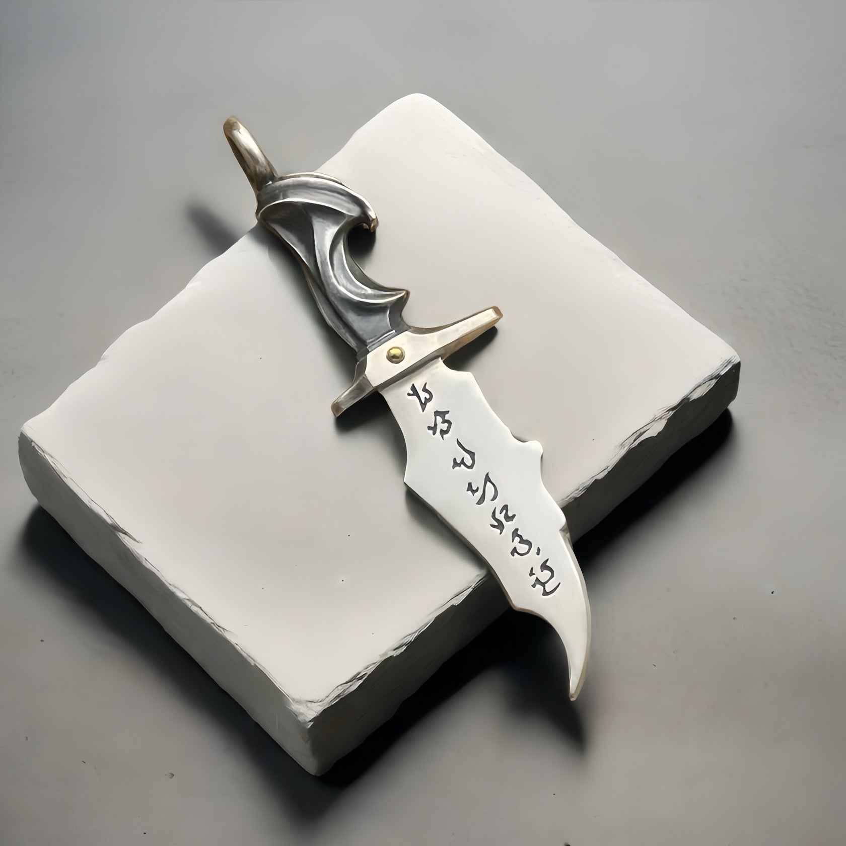 Skull & Dagger Silver Pendant (Item No. SP118)